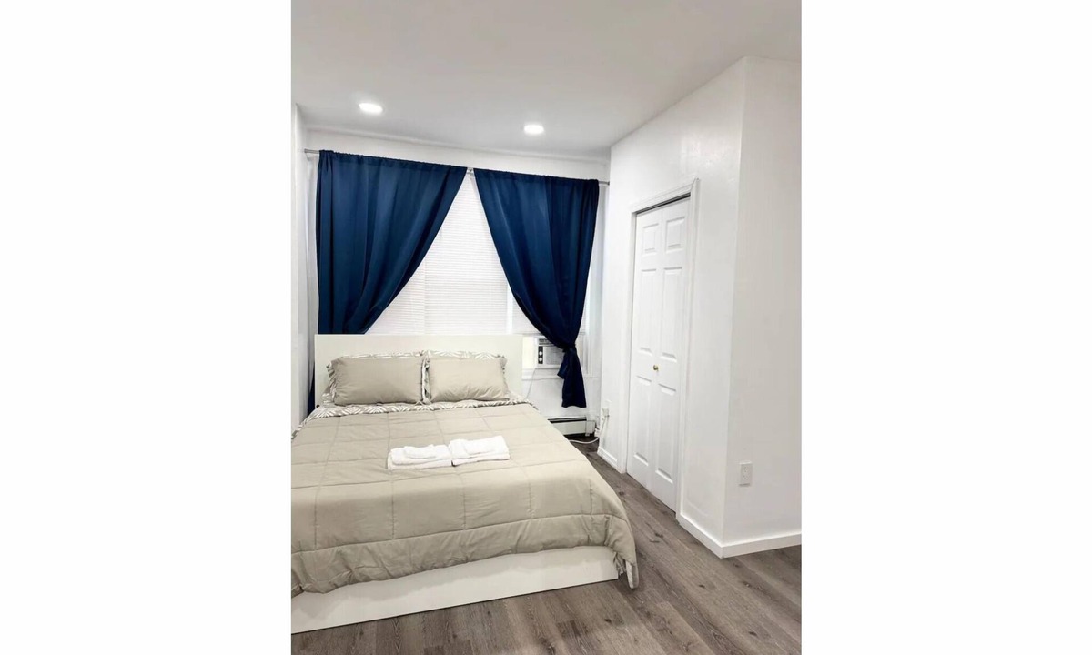 West New York House | Serene 3-bedroom house - Minutes from NYC & Metlife Stadium - World Cup 2026