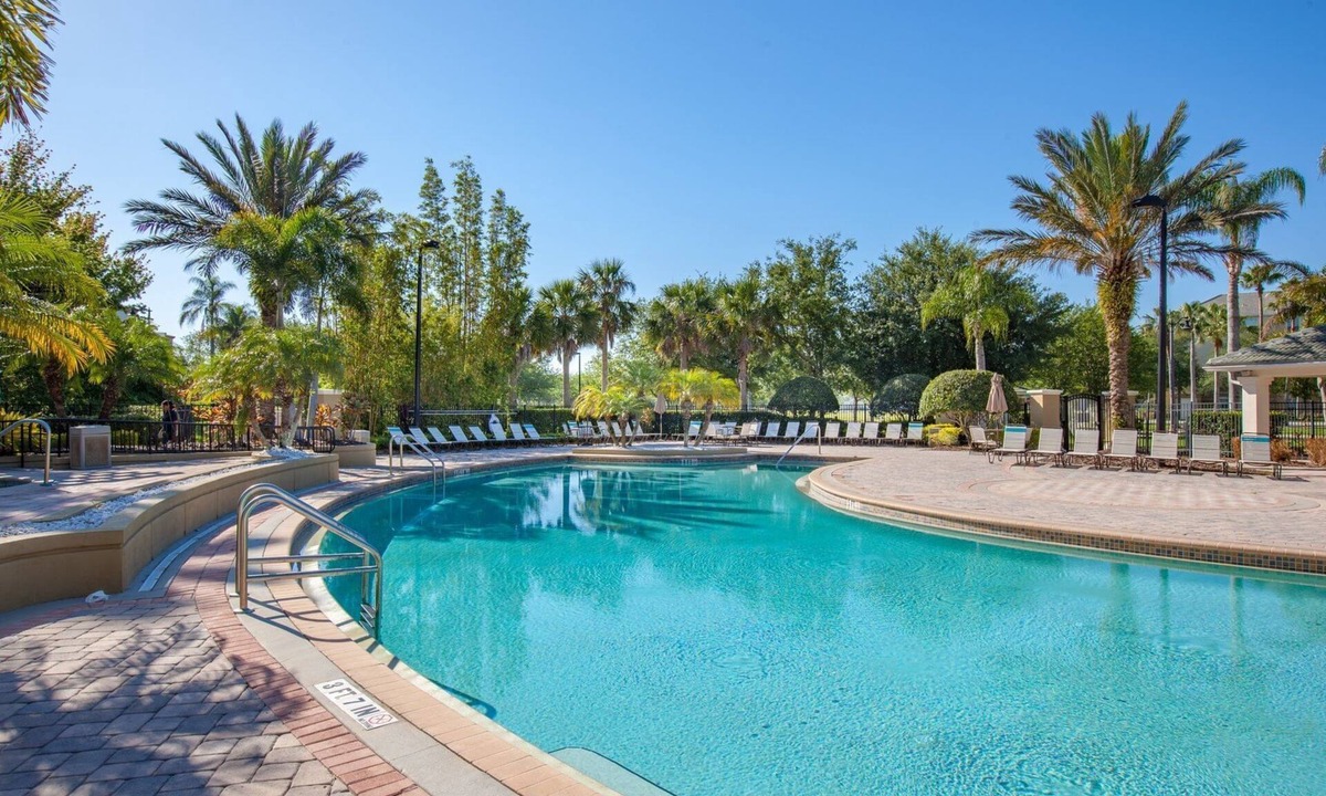 Williamsburg Condo | Spacious 3BD Getaway 5 Star Resort Free Parking Across From Universal Orlando
