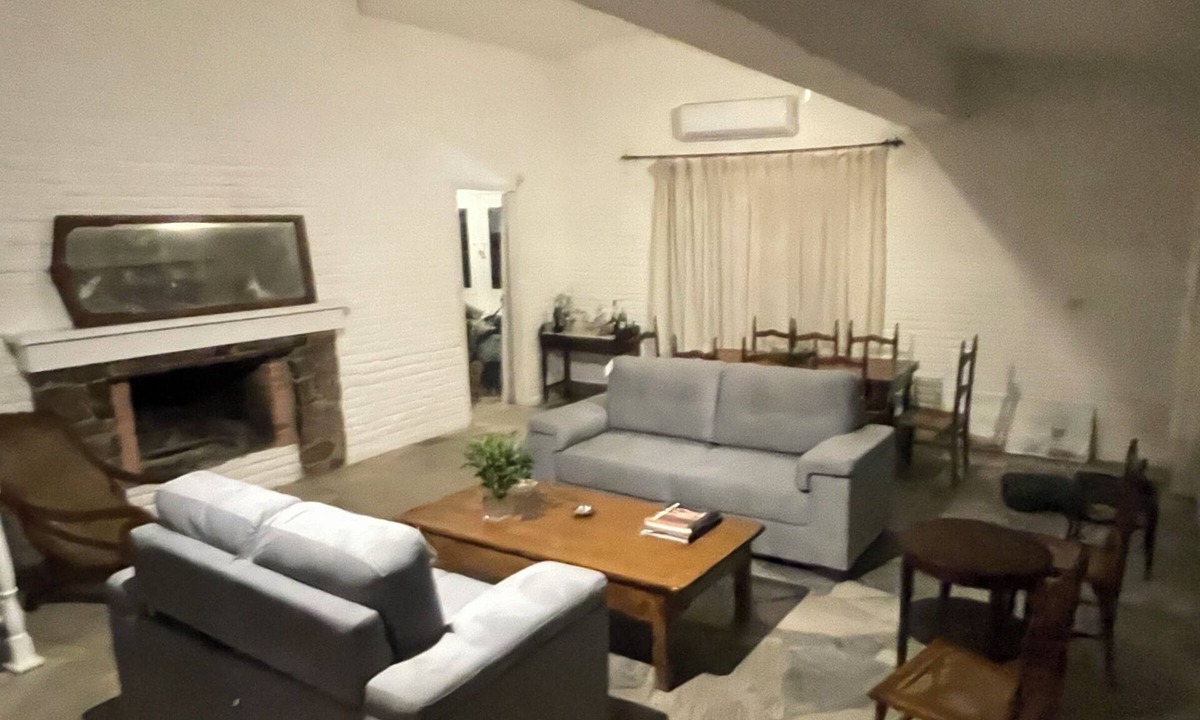 Punta del Este House | Spacious 4-bedroom house with WiFi, AC in amazing Punta del Este