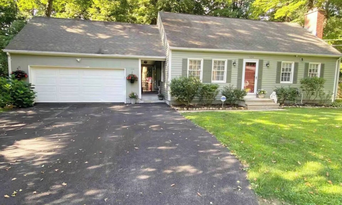 Longmeadow House | Spacious 4-bedroom house in Longmeadow with hot tub and central air.