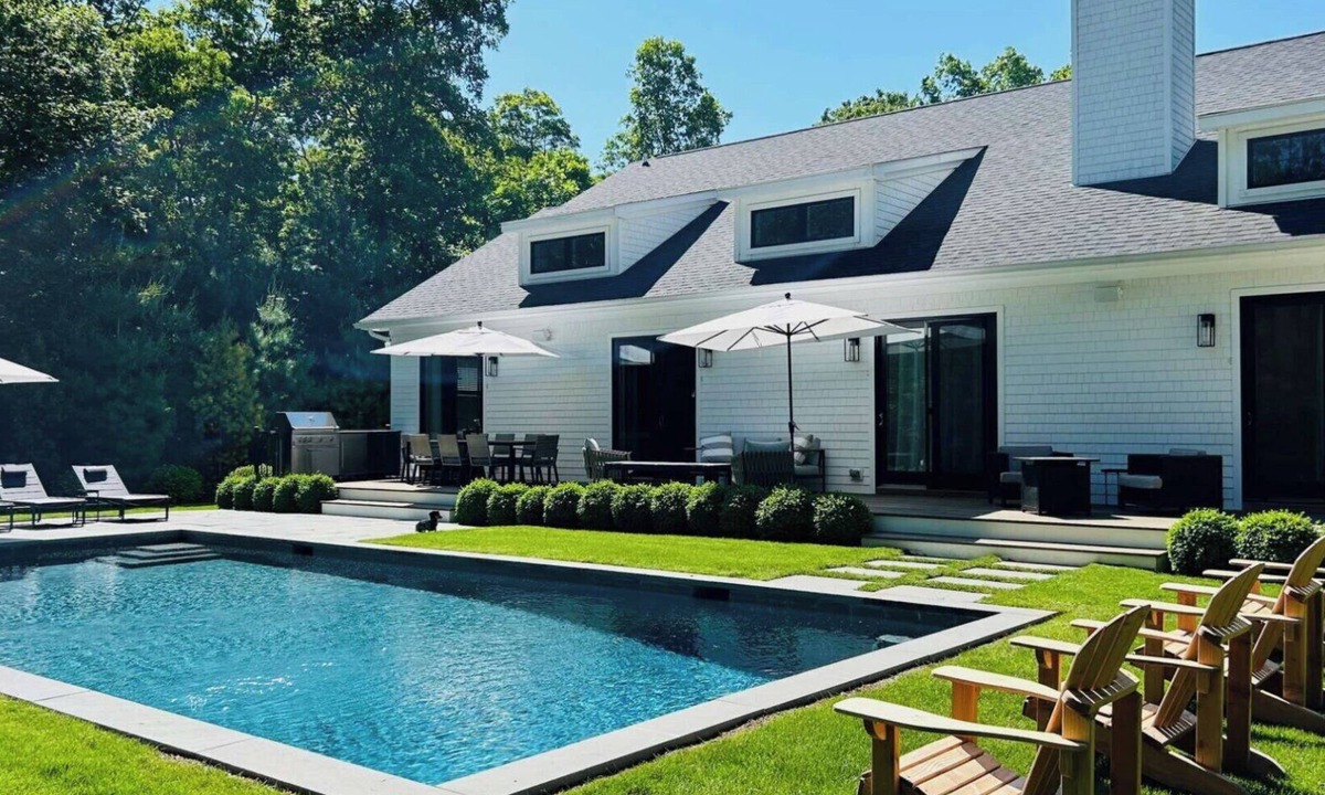 Northwest Harbor House | Stunning meets cozy in this gorgeous newly built vacation home