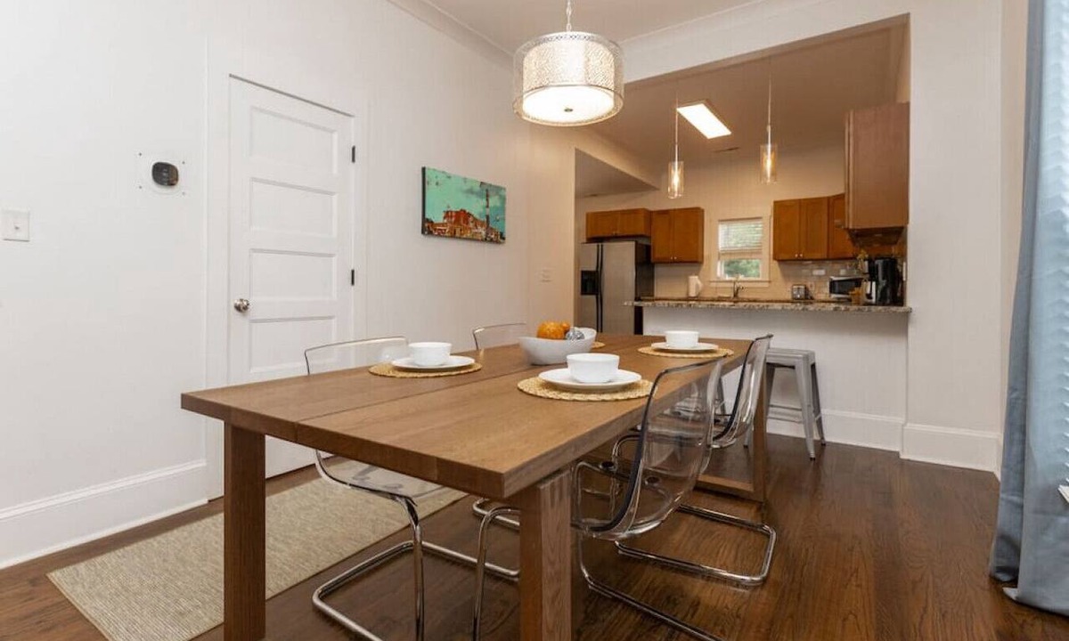 Villa Heights Apartment | Stylish 2BR in Villa Heights, Steps from Greenway, Near NoDa & Uptown