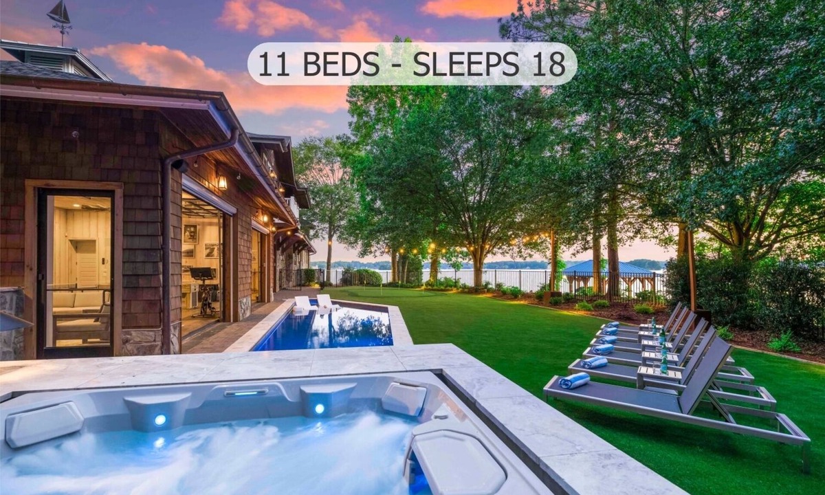 Mayhew House | The Chasestone - Breathtaking Home w/Heated Pool, Game Room & Optional Boat Rental