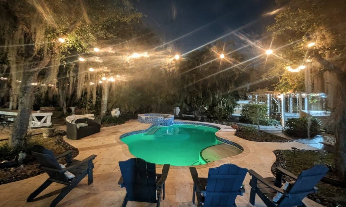 West Palm Beach House | Two-House Lakefront Retreat w/Heated Pool, 6 Person Hot Tub, Kayaks & Fire Pit