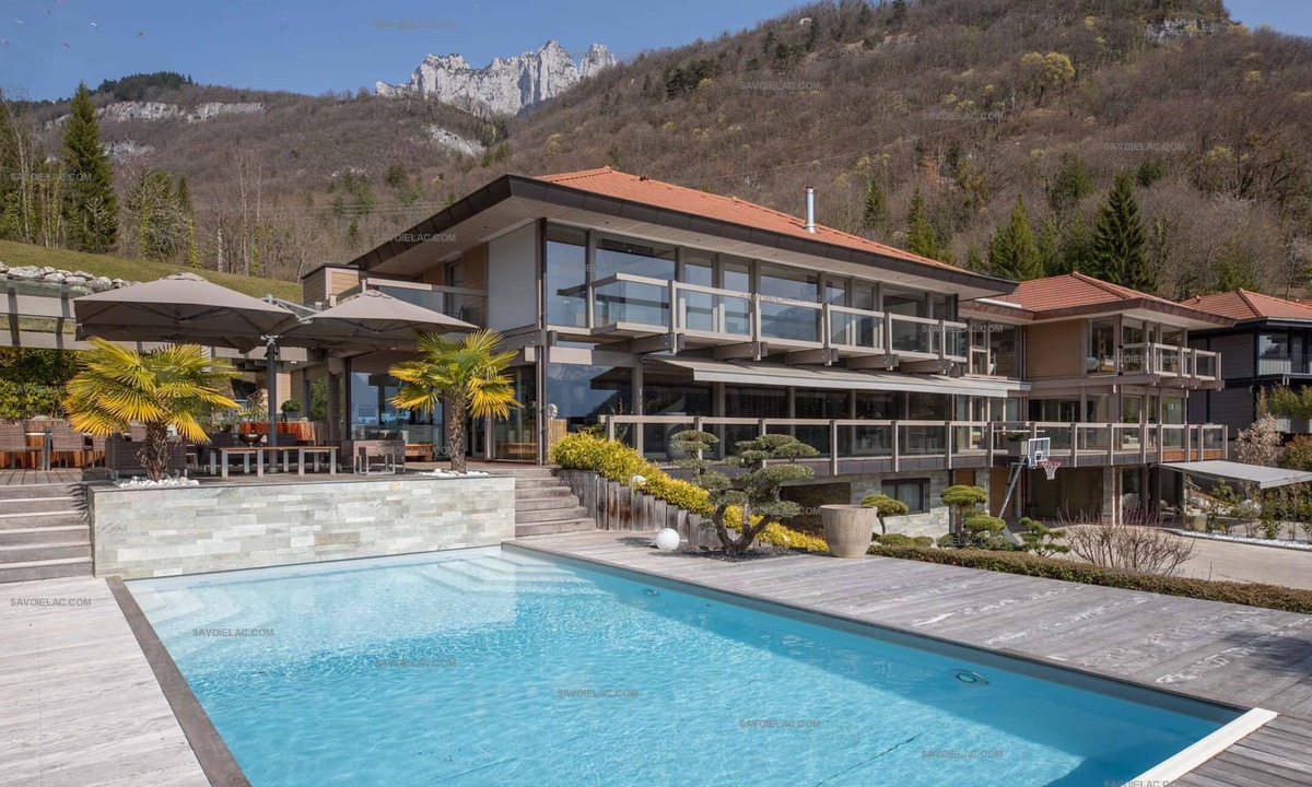 Talloires-Montmin House | Villa Égalité Golf – Exclusive Estate with Private Golf Course et Panoramic Lake Annecy Views