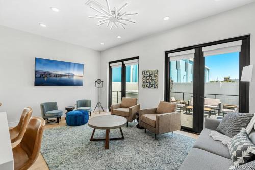 Cocoa Beach Villa | Wave Haven Villas - 2 Luxury Villas - 3BR 3 and a Half BA Each - Sleeps 8 Per Unit - Hot Tub - Across from Beach - Rocket and Beach Views