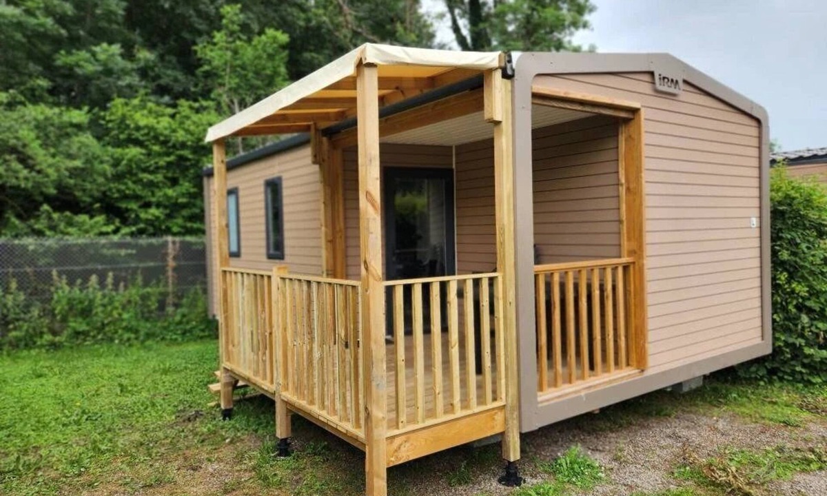 Gex House | ZEcamping 3* animaux acceptés locatif TV clim 23m2 4 pers