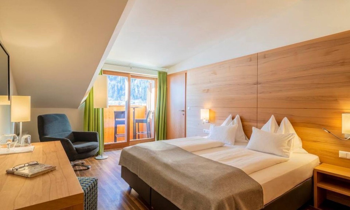 Feld am See House | Zweibettzimmer "seeadler" 4-6 N - Familien-sportresort Brennseehof