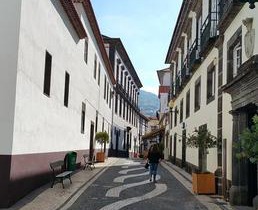 Edificio Charles 303