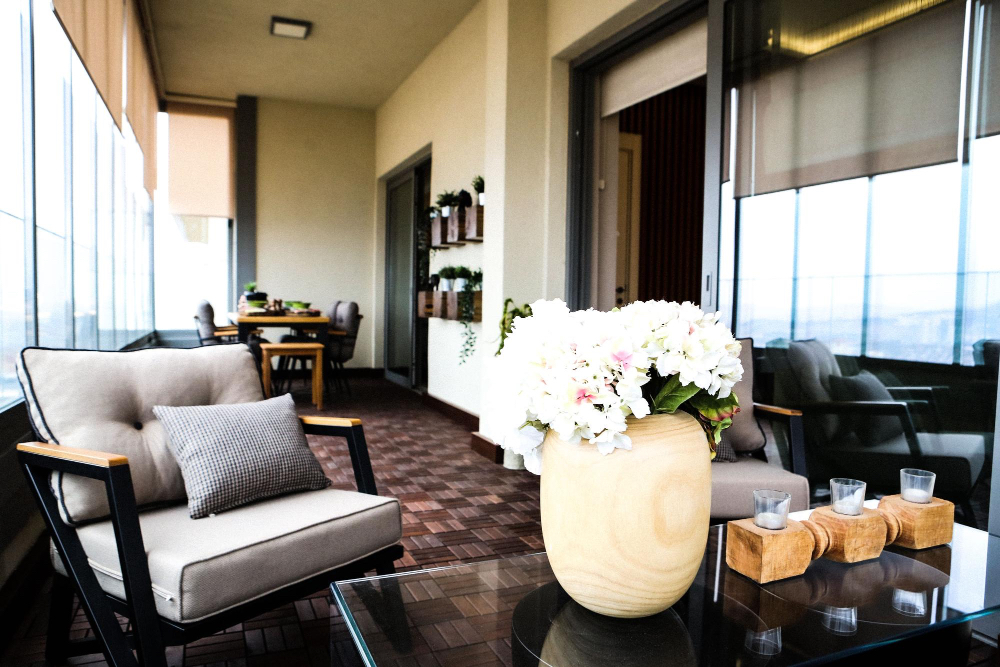 Stunning 1BR/ 2BR/ 3BR next to City Park by Hosteeva