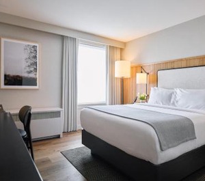 Hotel Degrees 