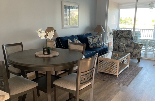 Jupiter Bay Condo | 125.00 NIGHT! CONSTRUCTION SALE! NOW THRU SEPT! BEAUTIFUL JUPITER BAY 2BED 2BATH