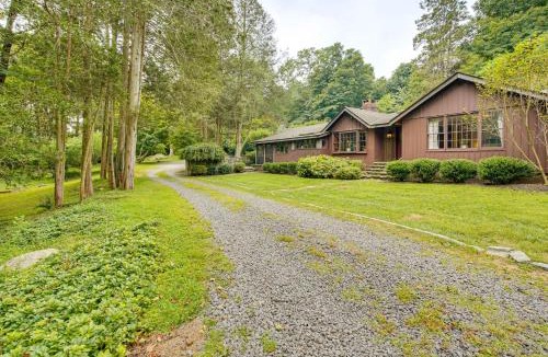Bedford House | 15 Mi to Long Island Sound: Bedford Winter Retreat