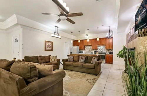Faubourg Lafayette Condo | 15% OFF Monthly |10% OFF Weekly-Elegant 4BR City Condos in Downtown