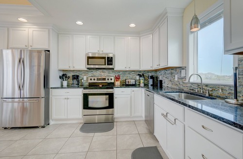 Whalehead Beach House | 1513 - Star of the Sea - Spacious Corolla Escape | Pool & Walk to Beach