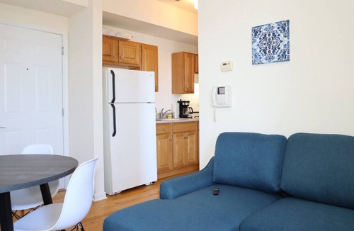 Belleville Apartment | 1BR Apartment | Free Parking | Self Check-In