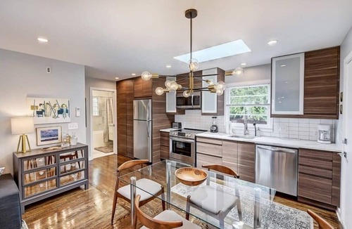 Cherry Condo | 1BR Myers Park Condo: King Bed & Parking Near Bank of America Stadium & Uptown