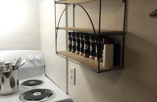 Hoffman Triangle House | 2 bedroom double 1 mile from Superdome