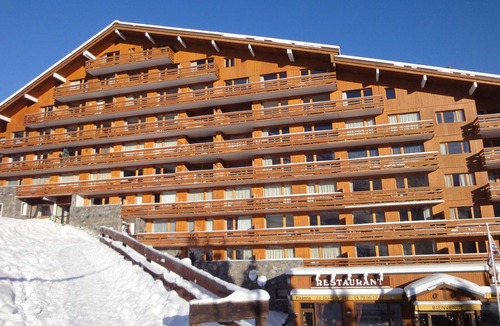 Meribel-Mottaret Apartment | 2-Room Apartment with Mountain Area, Ideal for Families, Pets Allowed