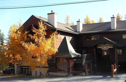 Whitefish Condo | 2 story 3 bedroom Ski condo on Hailey’s run at Whitefish Mountain Resort.