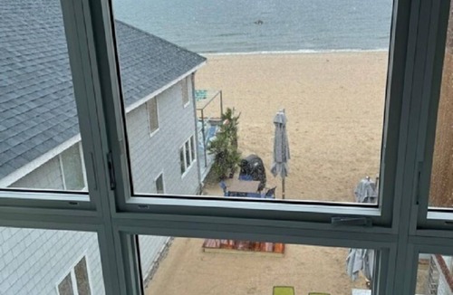 Old Lyme Cottage | 2Bdr Beachfront; 11B second floor, Old Colony Beach , CT