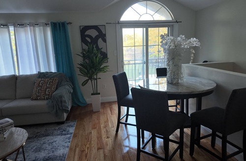 Rochdale Apartment | 3-bedroom 2BR apartment in fabulous Queens CLOSE TO JFK