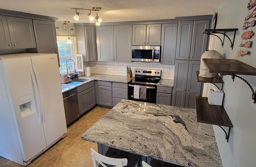 Paw Creek House | 3-bedroom house in lovely Charlotte with cool AC and comfort