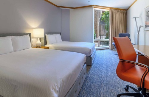 Ossining Hotel | 4 Double Guestrooms | Stylish Modern Lodging for Leisure and Weekend Trips