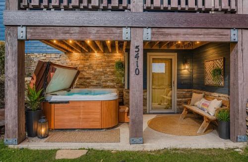 Bear Hollow Village House | 5410 Cross Country Mountain Ski Getaway with Hot Tub Pool