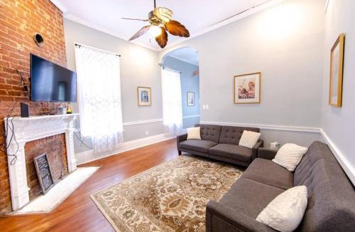 Seventh Ward Apartment | 5BR Historic Claiborne Home w/Pool & Courtyard — 6 Blocks to French Quarter