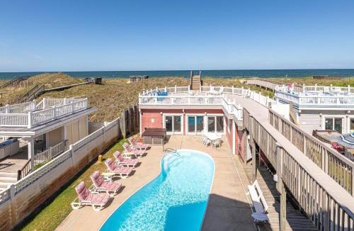Kill Devil Hills House | A Big Catch - KDH MP 8.5, Oceanfront, Elevator, Pool, Hot Tub, Spacious 10 Bedrooms, Pets OK