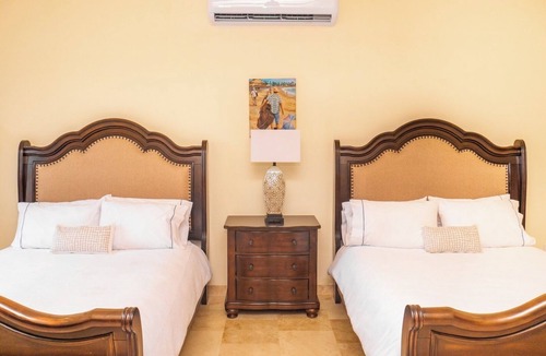 Los Cabos Resort | A four bedroom villa in the Cabo Golf Resort in fantastic Cabo San Lucas