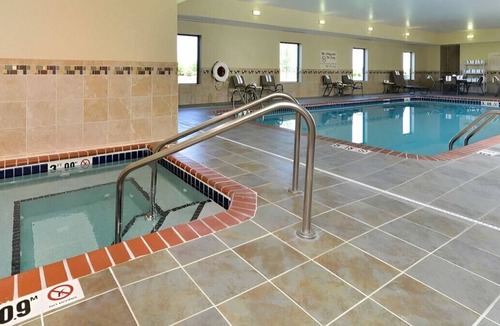 Clinton House | A Lavish and Contemporary Retreat With Free WiFi
