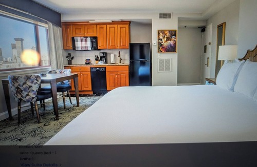 Faubourg Livaudais Resort | A STUDIO unit in charming New Orleans with easy access to local fun & streetcar.