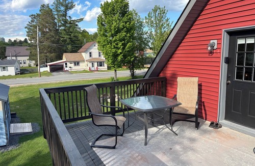 Tupper Lake Apartment | Adirondack Getaway 1-bedroom apartment with AC in Tupper Lake