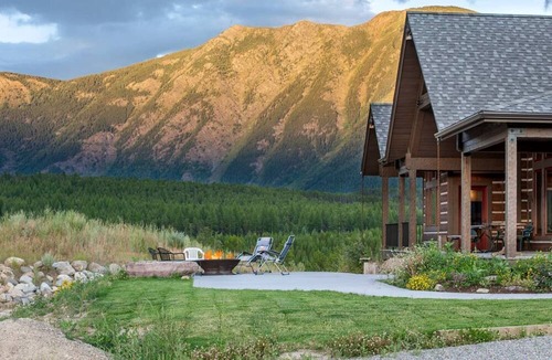 West Glacier Cabin | Amazing Log Cabin Rental with Pool Table in the Mountains in West Glacier, Montana