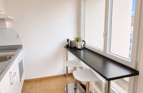 Hochschulen Apartment | Amazing studio in the city centre (Art 12)