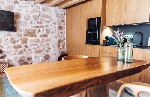 Sortelha House | an accommodation unit in the T0+1 typology with 39 m²