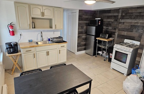 Montclair Apartment | Apartment located in vibrant Montclair 2-blocks to NYC trains
