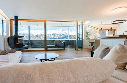 St. Moritz Apartment | Apartment Mira Lej - Top Wohnung mit Traumaussicht in St. Moritz by Interhome