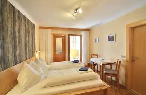 Seelach House | Family unit with 2 bathrooms - Short Stay - Bauernhof Hofmayer