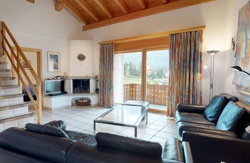 Celerina-Schlarigna Apartment | Authentically beautiful house in the Engadine style.