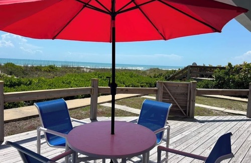 Crescent Beach Condo | Beachfront ground floor condo with deck and heated pool