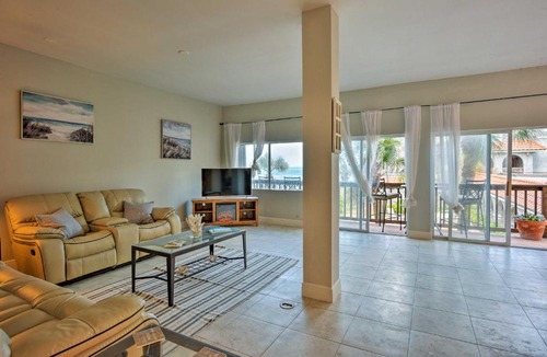 Indialantic Apartment | Beachfront Indialantic Home - Pool and Ocean View!