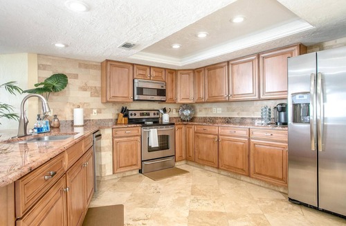 Venetian Way South Condo | Beachview Oasis - NO DRIVE BEACH - Amazing Amenities! CONSTRUCTION IS OVER!