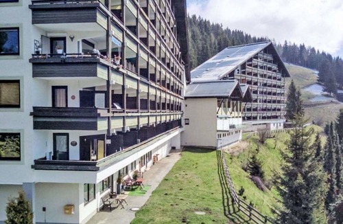 Sankt Urban Apartment | Beautiful apartment for 4 people with WIFI, pool, TV and balcony