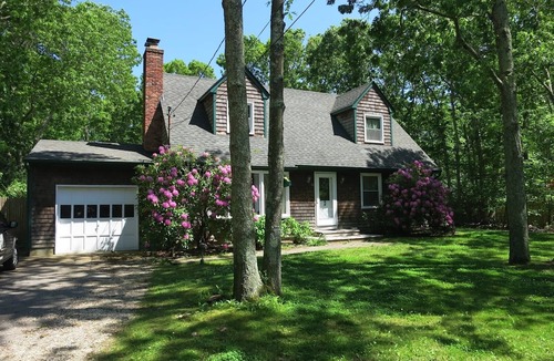 Springs House | Beautiful Private 4 BR, Heated Pool. Close to Everything!