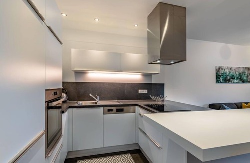 Annenheim Apartment | Berg- und Seeblick alpe maritima -Top 10 by Interhome