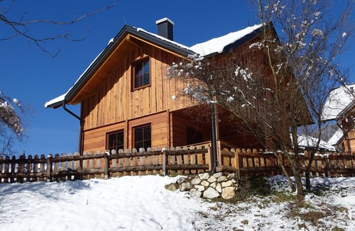 Heiligen Gestade Ski Chalet | Berghof vacation village on Lake Ossiach