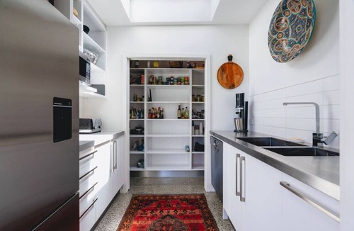 Tawharanui House | Bishop`s Lane A Beautiful Place of Calm & Serenity